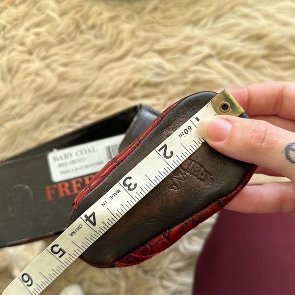 Freebird Baby Coal in red croco size 2 (6-12 months) brand new never been worn - Picture 11 of 12
